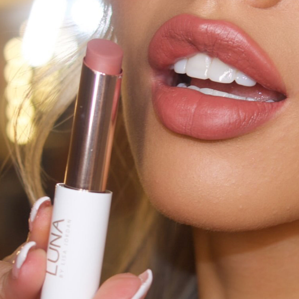 Cloudy Matte Lipstick | Luna by Lisa Jordan